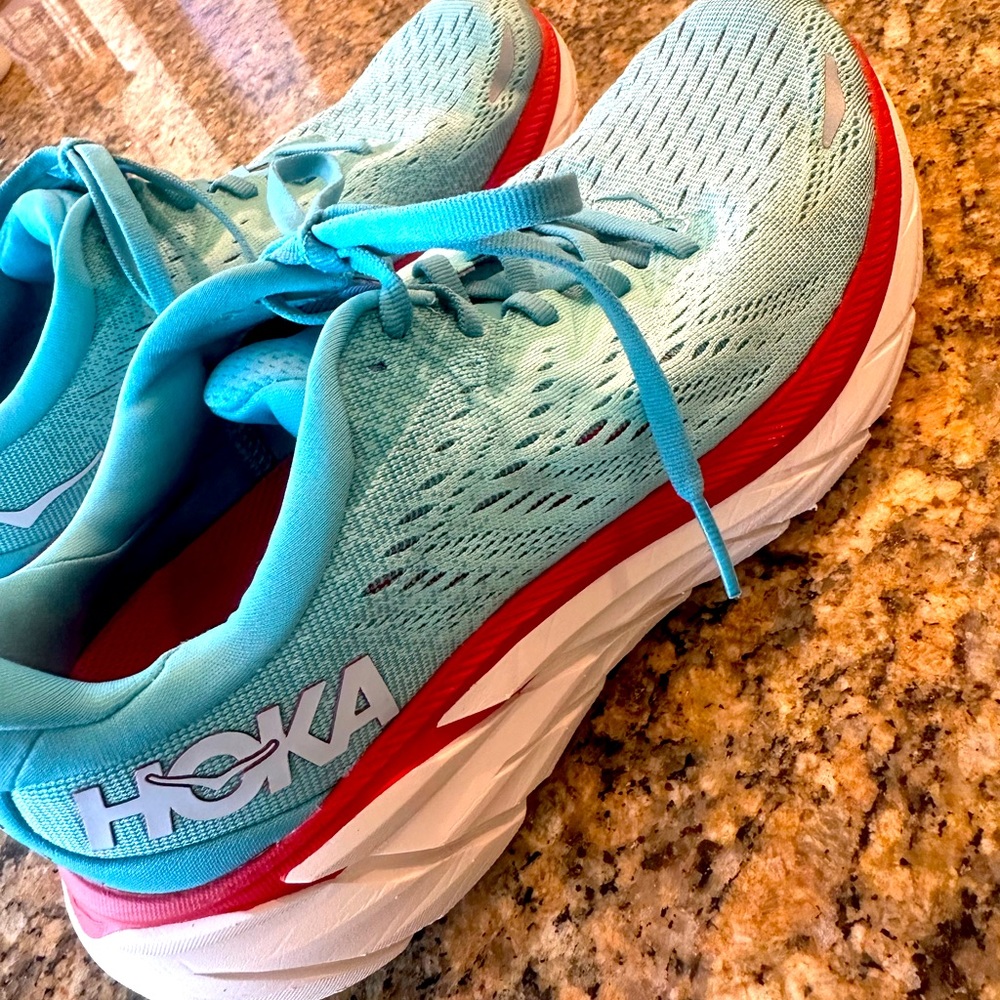 Hoka Clifton 8 - SOLD